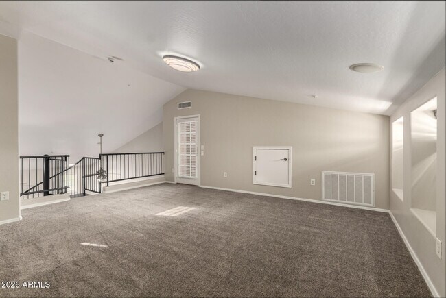 Building Photo - 2639 S Harmony Ave