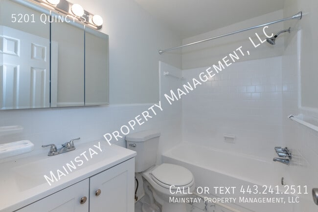 Building Photo - 5201 Quincy St