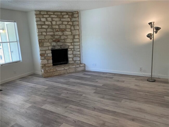 Building Photo - 2305 Cedrick Cove