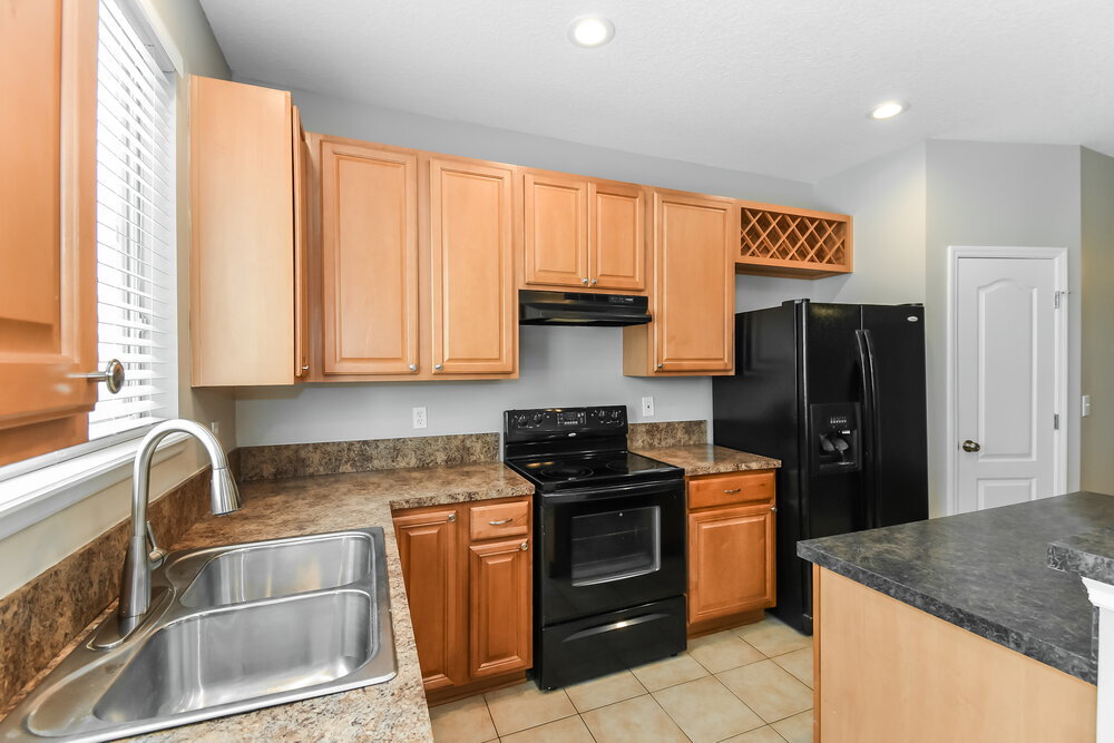 Building Photo - 2326 Sunset Bluff Dr