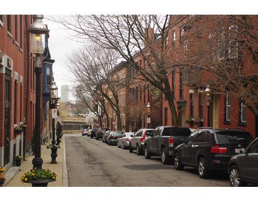 Building Photo - 22 Mt Vernon St