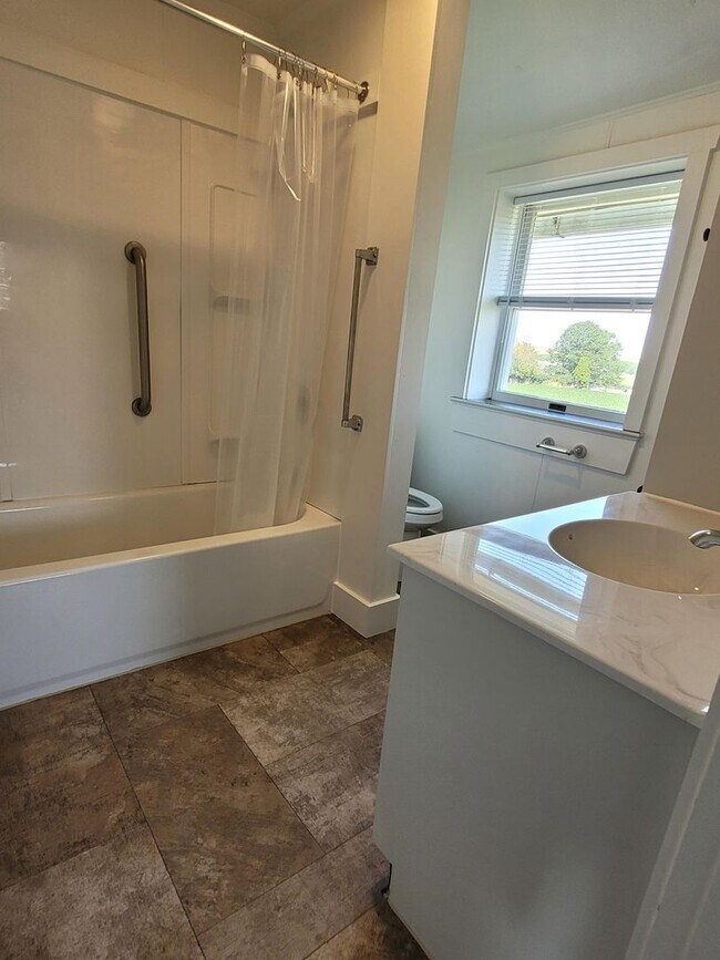 Building Photo - 3707 Old Philadelphia Pike