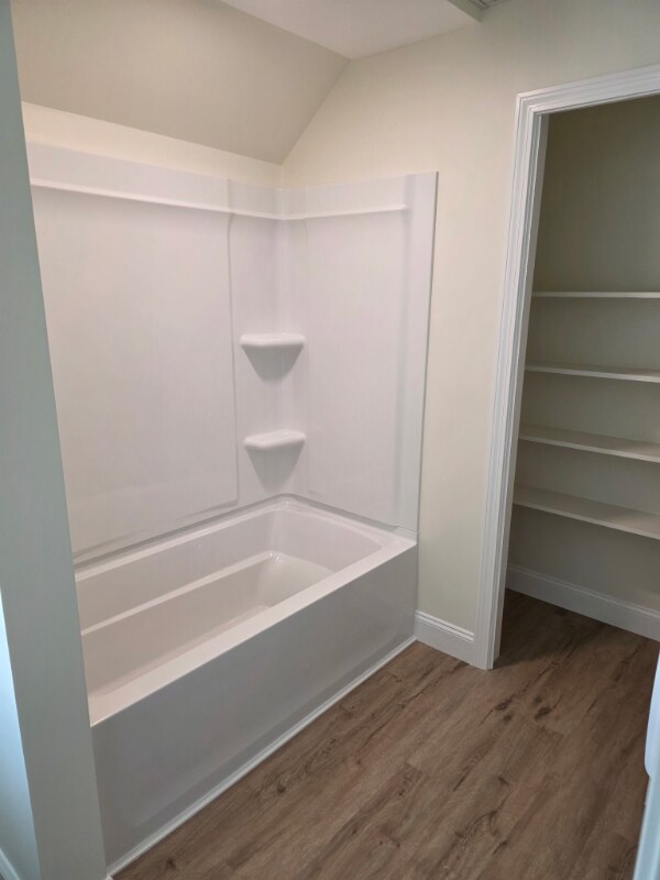 Building Photo - 19 Hill Ave