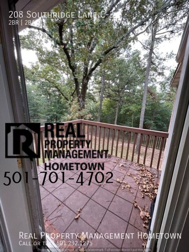 Building Photo - HALF OFF FIRST MONTH! Beautiful and Spacio...