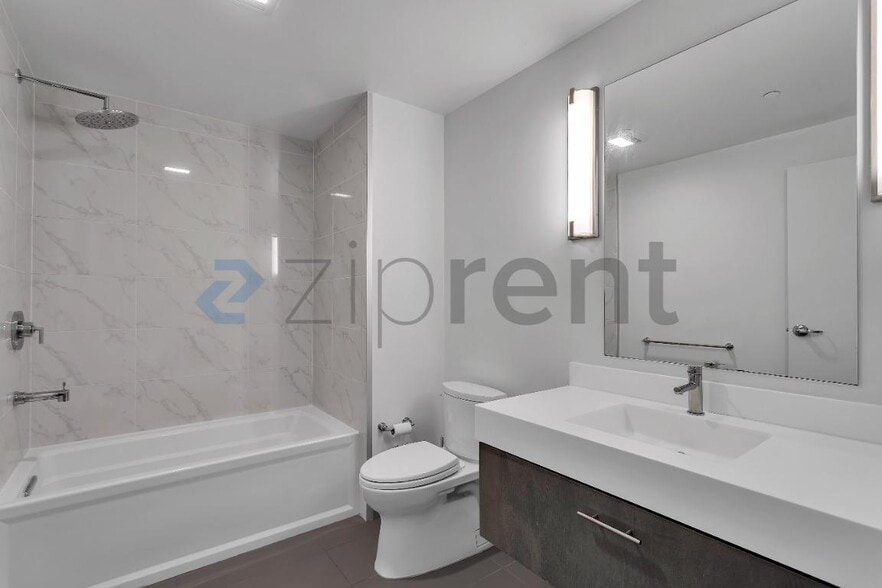 Building Photo - 52 Innes Ct