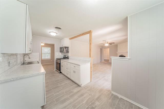 Building Photo - 6925 Wycliff St