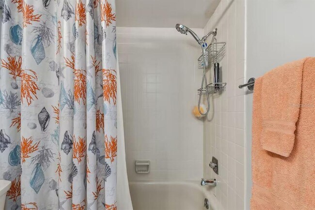 Building Photo - 6177 Sun Blvd