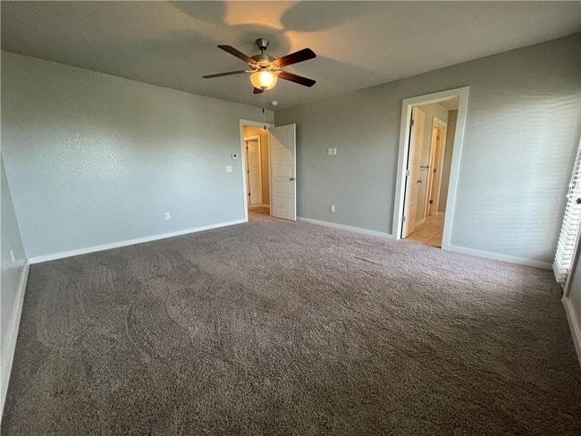 Building Photo - 3915 SW Peachwood Dr