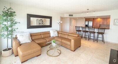 Building Photo - 111 N Pompano Beach Blvd