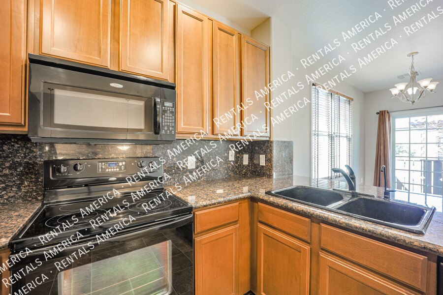 Building Photo - 906 S Annie Ln