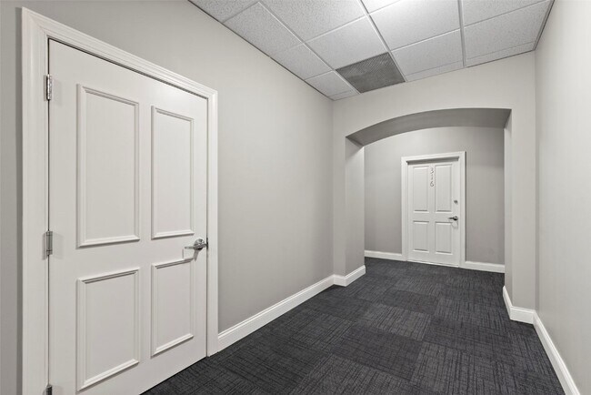 Building Photo - 1515 Lafayette Ave