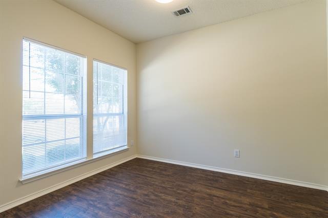 Building Photo - 4401 Santa Fe Ln