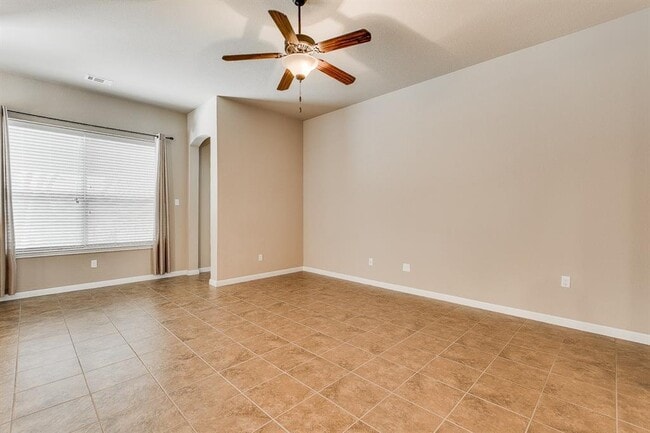 Building Photo - 609 Walsh Hill Trail