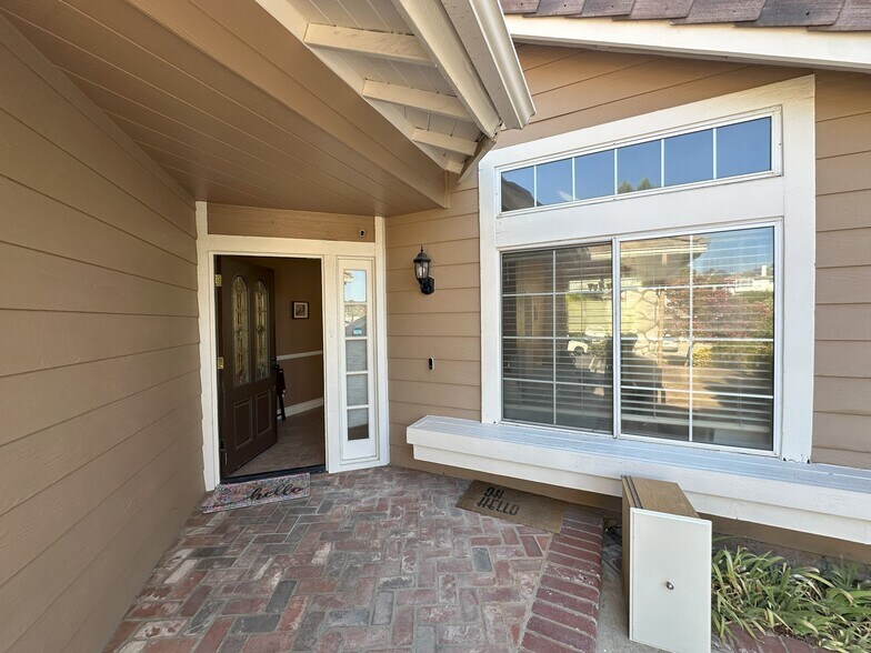 Building Photo - 28338 Welfleet Ln