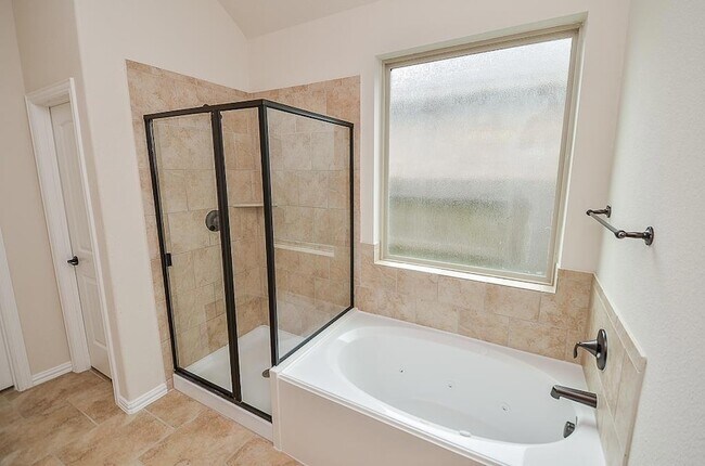 Building Photo - 9411 Sparrow Creek Ct
