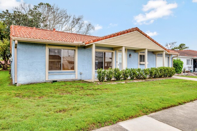 Building Photo - Stunning Renovated Home in Montpelier Vill...