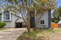 Building Photo - 1504 Bridgeway Dr