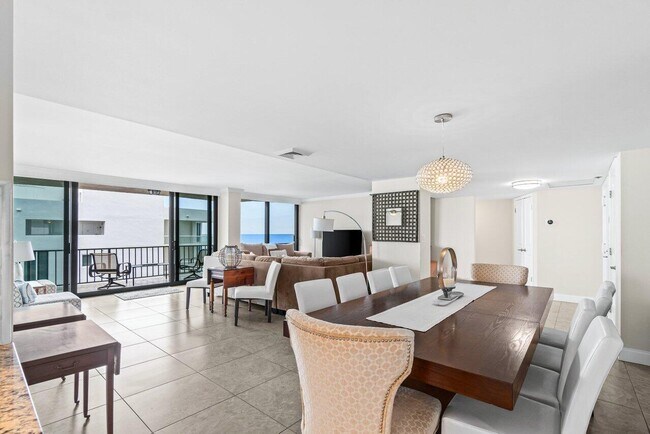 Building Photo - 4200 N Ocean Dr