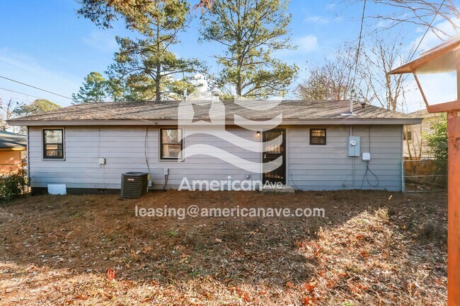 Building Photo - 30 Eaton Dr