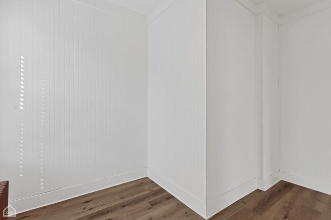 Building Photo - 107 1/2 Dean St