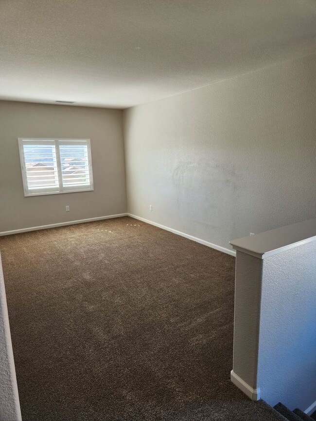 Building Photo - Northwest Reno Home