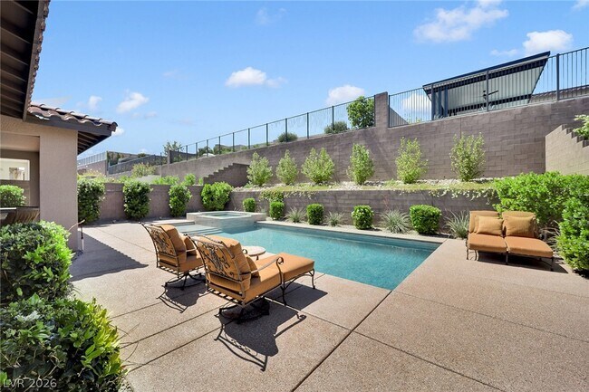 Building Photo - 265 Agnew St