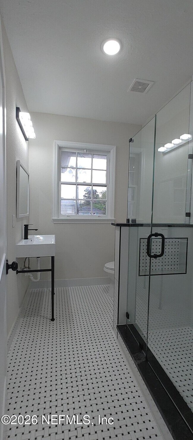 Building Photo - 2149 St Johns Ave