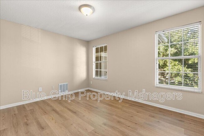 Building Photo - 11080 Taeda Dr