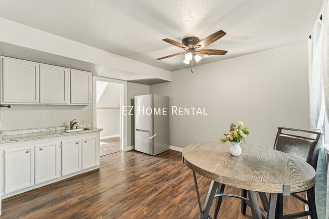 Building Photo - 24527 Appian Ridge