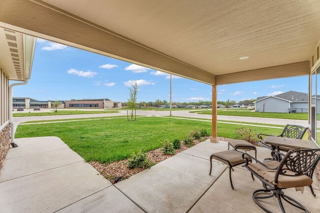 Building Photo - Italian Estates Property Management