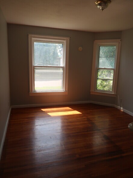 View of Front Bedroom - 456 Franklin St