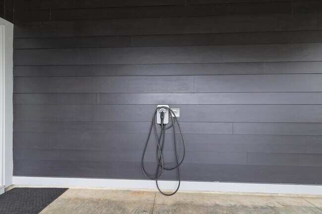 Building Photo - 2351 Lake Hall Rd