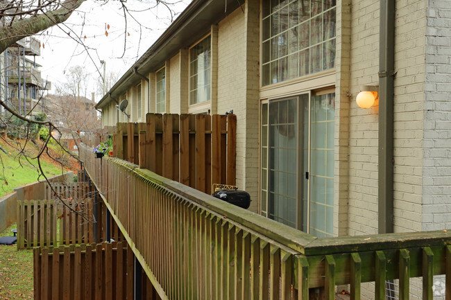 Balcony - Glen Iris