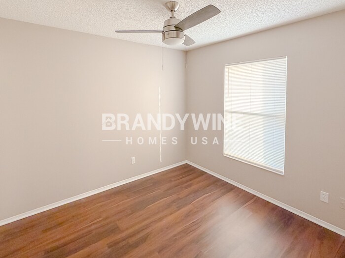 Building Photo - 3314 Lake Tiny Cir