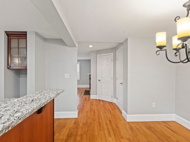 Building Photo - 27 Kilby St