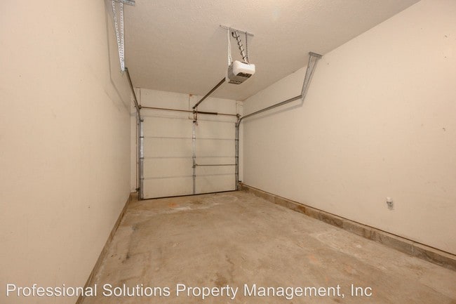 Building Photo - 3 br, 1.5 bath House - 337 Colby Ridge Blvd