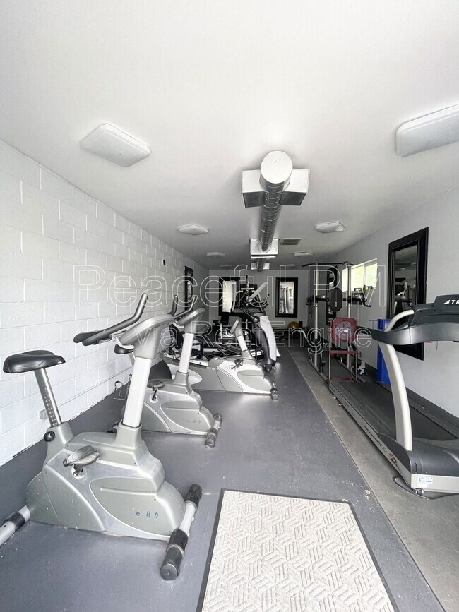 Building Photo - 650 N 300 W