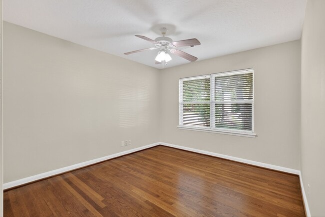 Building Photo - 9610 Maribelle Way