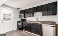 Building Photo - 2020 Dineen Dr