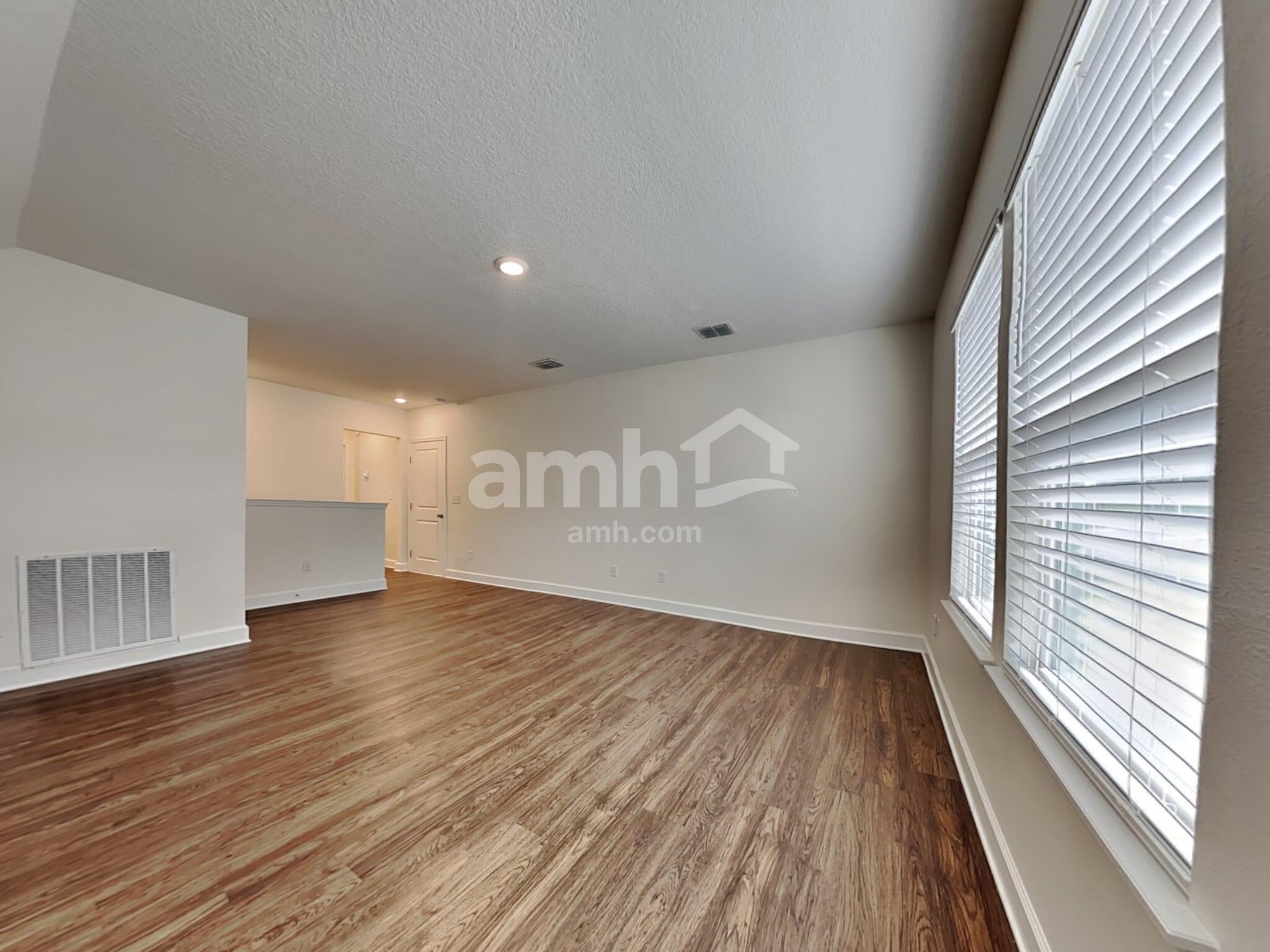 Building Photo - 974 Sunny Stroll Dr