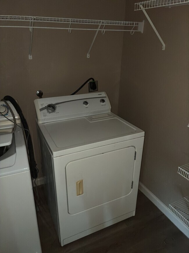 Building Photo - Charming 3BR 2BA w/ Attached Garage • Covered Patio in Pflugerville