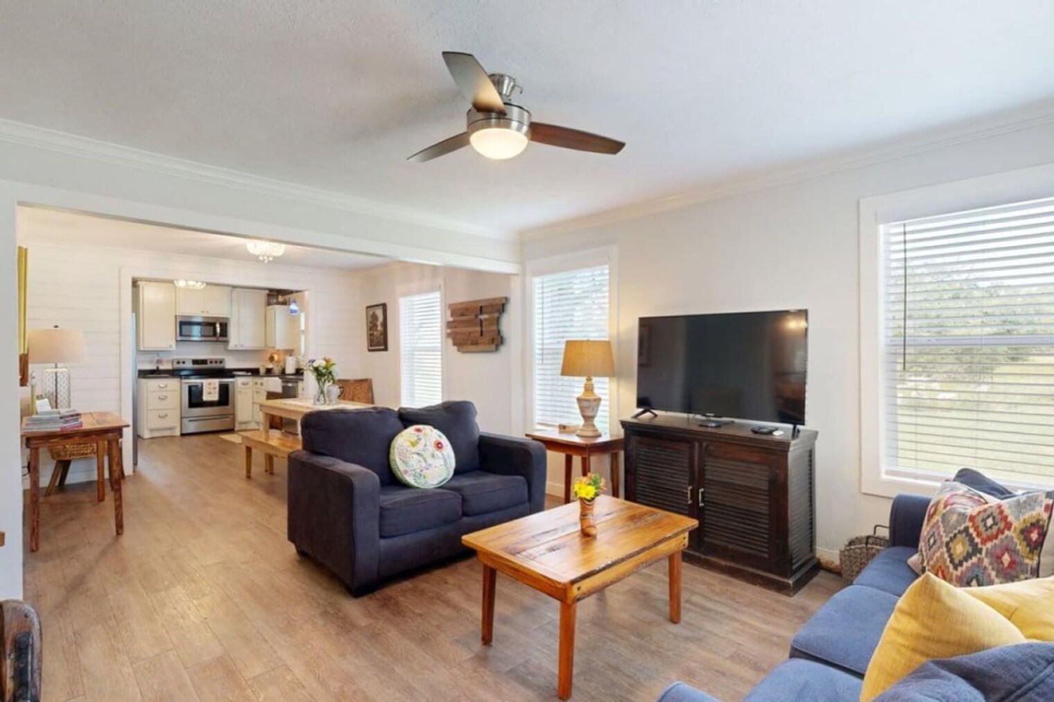 Building Photo - 5291 Dymple Ln