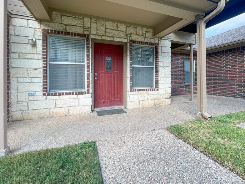Primary Photo - 1401 Bagby Ave