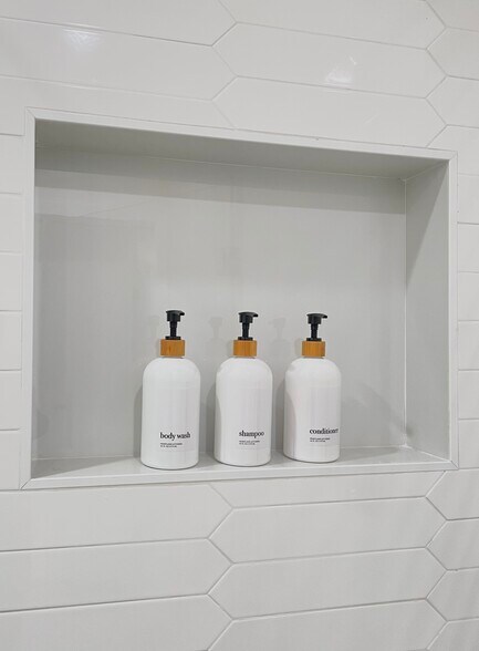 Saltair Bath soap, shampoo and conditioner supplied by host - 206 W Maple Ave