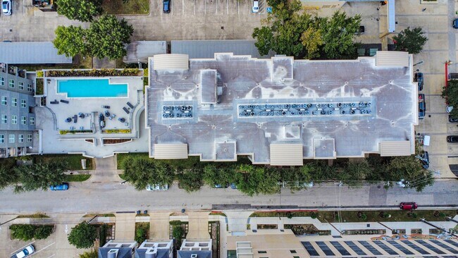 Building Photo - 1010 Rosine St