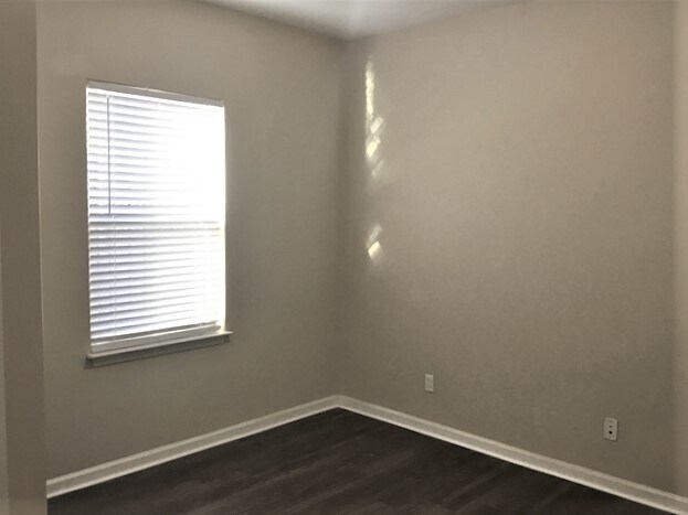 Building Photo - 17 Isle Of Palms E