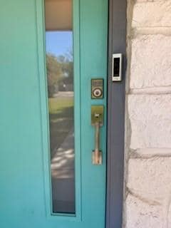 Building Photo - 9205 Robins Nest Ln