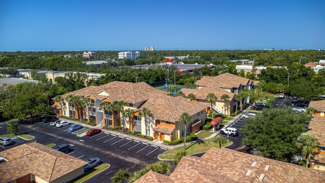 Building Photo - 6330 Aragon Way