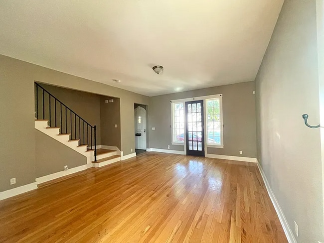 Building Photo - 414 S 40th St