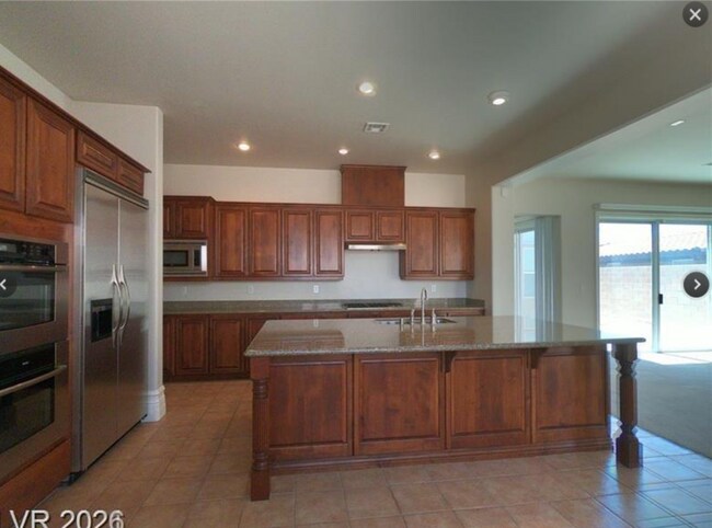 Building Photo - 496 Via Palermo Dr